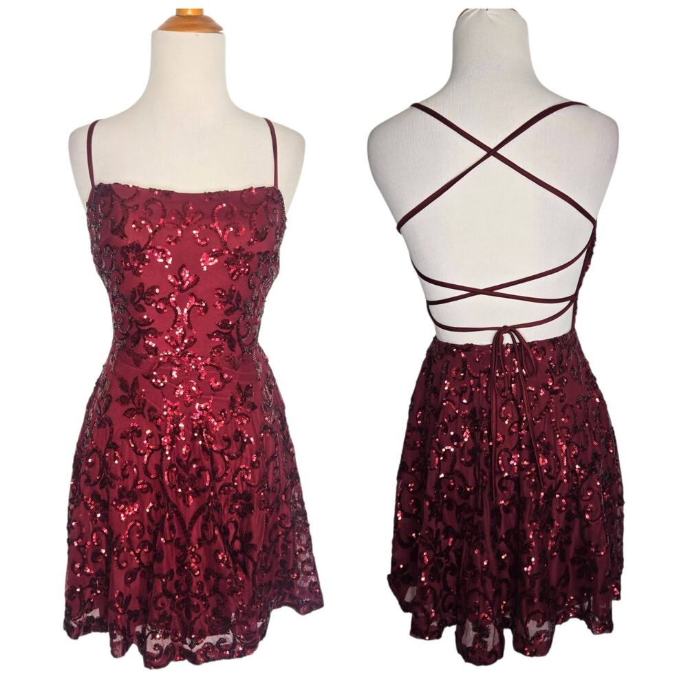 NWT Windsor Sparkle Sequin Mini Dress Homecoming Lace Up Back Hoco Womens Small